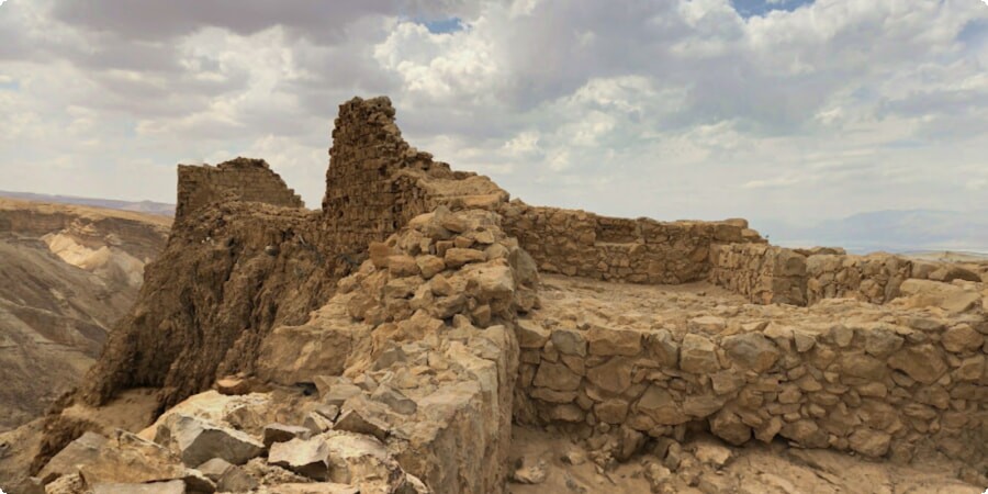 Rising from the Desert: En rejse gennem Masada National Parks arkæologiske vidundere