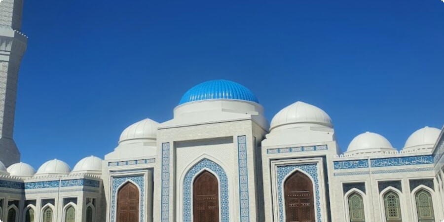 Et glimt af tradition: Afsløring af skønheden i Astana Bas Meşıtı